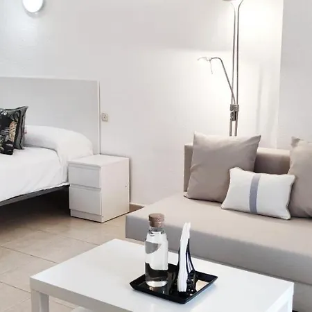Benalbeach Casa Kito Relax 1ª Linea De Playa Апартаменты Бенальмадена